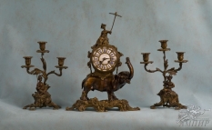 Каминный гарнитур Шинуазри: часы и пара канделябров на 3 свечи
